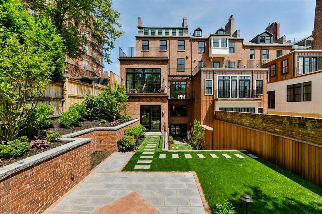 5 Joy Res One, Boston, MA 02108