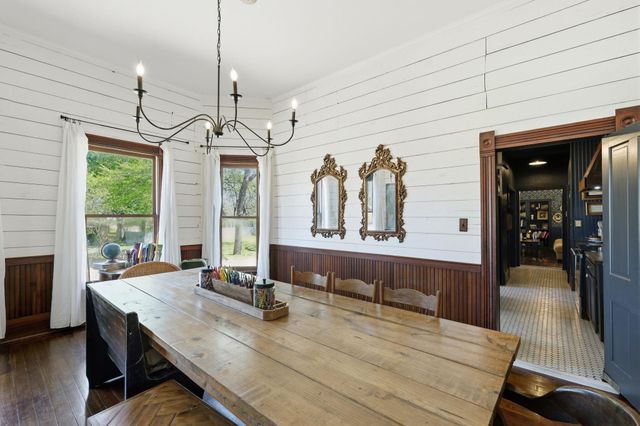 703 W Buck ST, Caldwell, TX 77836