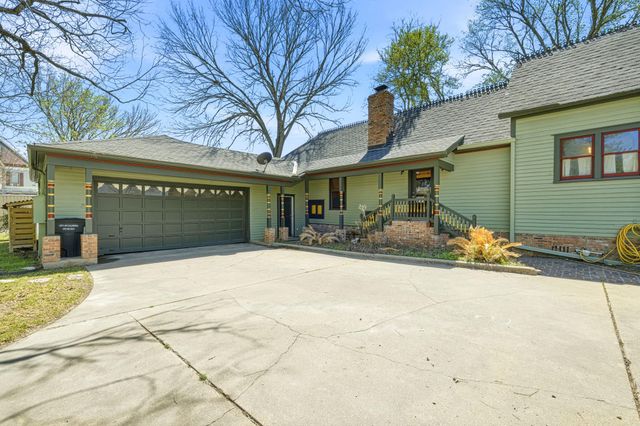 703 W Buck ST, Caldwell, TX 77836