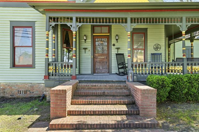 703 W Buck ST, Caldwell, TX 77836