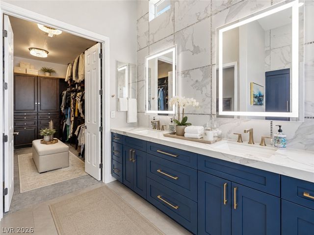 4 Darcy Court, Henderson, NV 89052