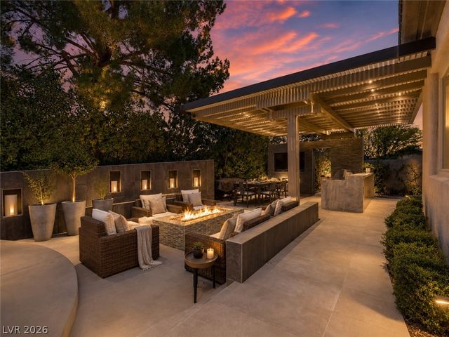 4 Darcy Court, Henderson, NV 89052