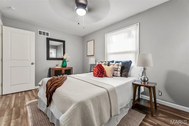 10519 Repose Drive, St Louis, MO 63137