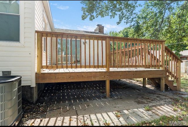 10519 Repose Drive, St Louis, MO 63137