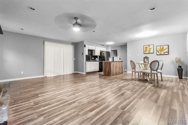 10519 Repose Drive, St Louis, MO 63137