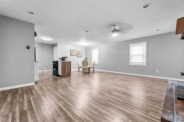 10519 Repose Drive, St Louis, MO 63137