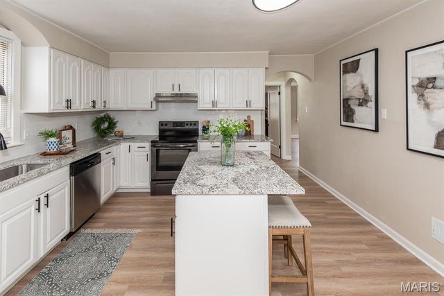 4048 Buckley Road, Mehlville, MO 63125