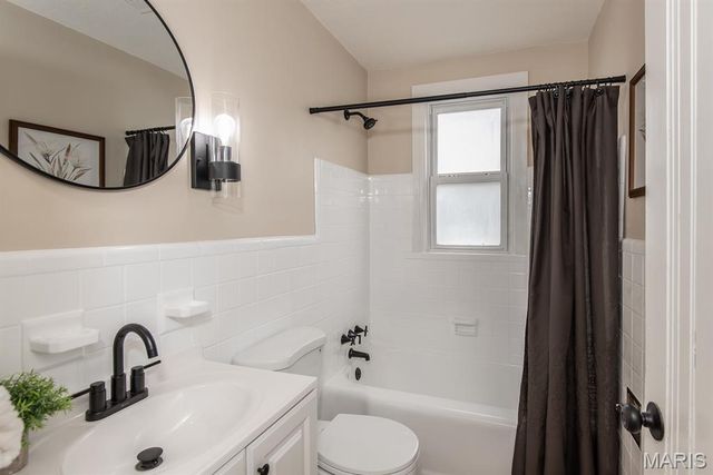 4048 Buckley Road, Mehlville, MO 63125