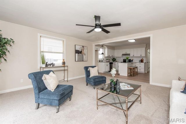 4048 Buckley Road, Mehlville, MO 63125