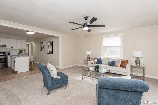 4048 Buckley Road, Mehlville, MO 63125