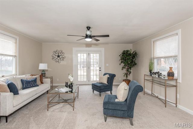 4048 Buckley Road, Mehlville, MO 63125