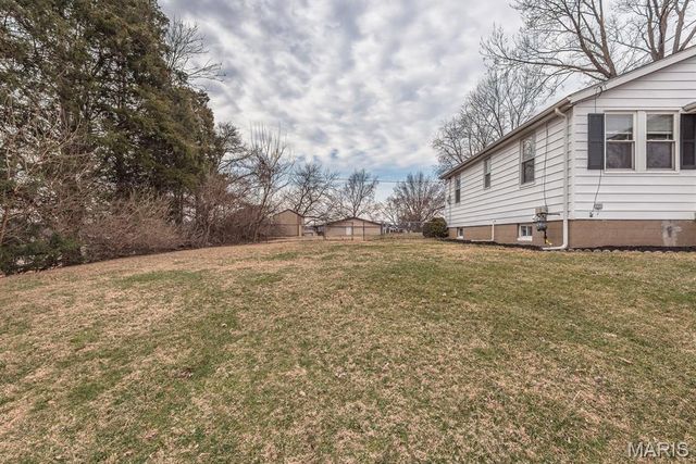 4048 Buckley Road, Mehlville, MO 63125