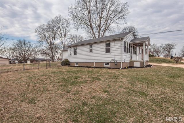4048 Buckley Road, Mehlville, MO 63125