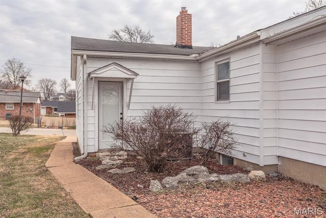 4048 Buckley Road, Mehlville, MO 63125