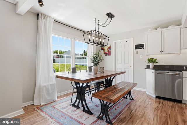 70 WINTER RD, Holland, PA 18966