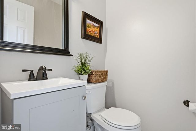 70 WINTER RD, Holland, PA 18966