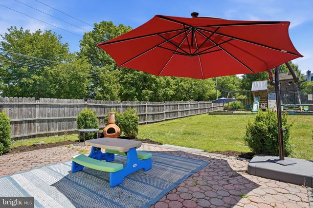 70 WINTER RD, Holland, PA 18966