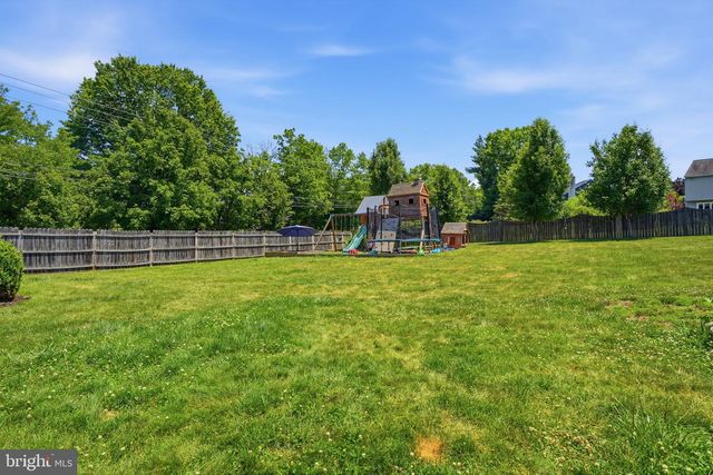 70 WINTER RD, Holland, PA 18966