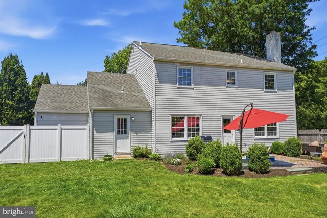 70 WINTER RD, Holland, PA 18966