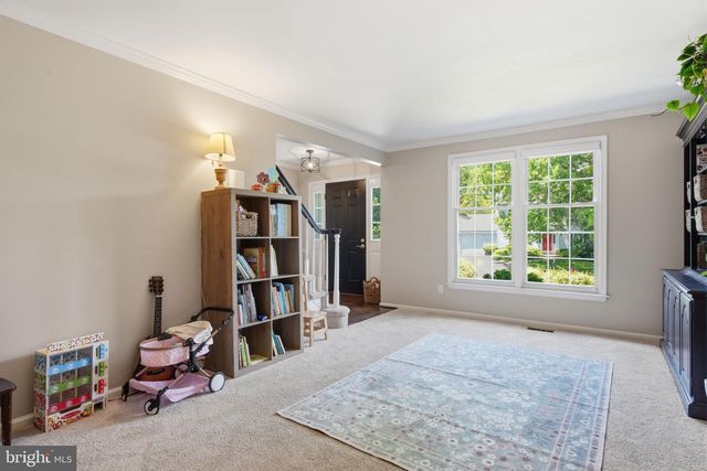 70 WINTER RD, Holland, PA 18966