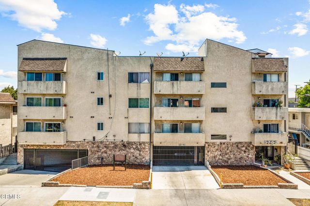 3762 Hughes Avenue 105, Los Angeles, CA 90034