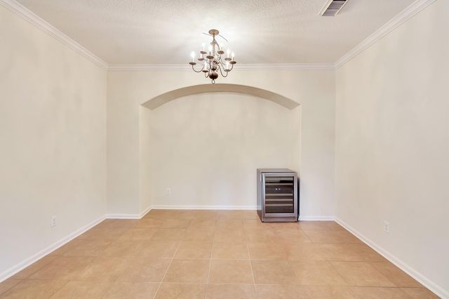 31 Middle Gate, The Woodlands, TX 77382