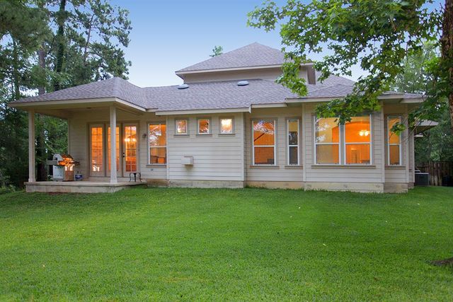 31 Middle Gate, The Woodlands, TX 77382