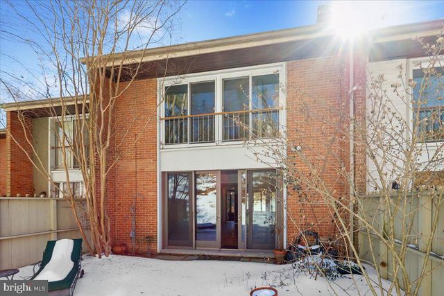 28 BOUTON GREEN CT, Baltimore, MD 21210