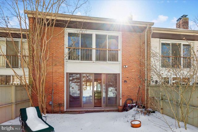 28 BOUTON GREEN CT, Baltimore, MD 21210