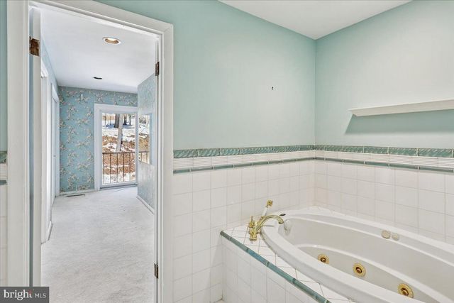 28 BOUTON GREEN CT, Baltimore, MD 21210