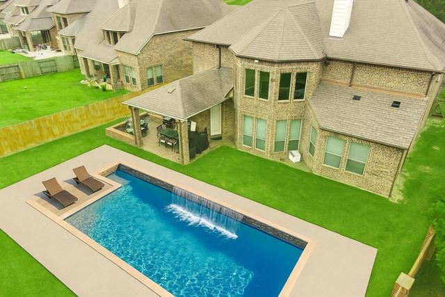 5003 Lockridge Sky Lane, Sugar Land, TX 77479