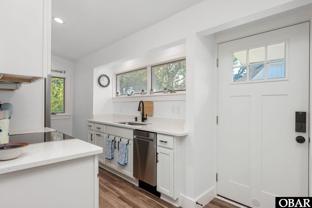 Image 18 of property listing at 108 Sound Sea Avenue Lot 57, Duck, NC 27949