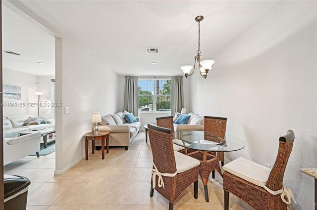 4310 Colony View Dr, Lake Worth, FL 33463