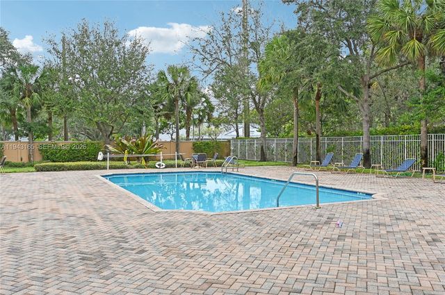 4310 Colony View Dr, Lake Worth, FL 33463