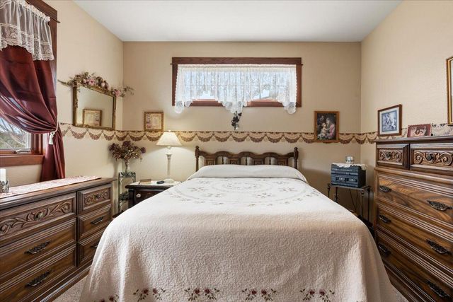 1430 Woodland Way, Lake City, MN 55041