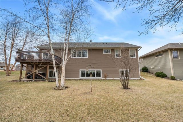 1430 Woodland Way, Lake City, MN 55041
