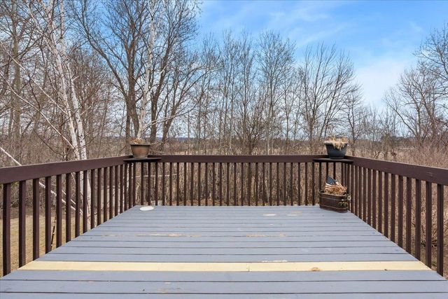 1430 Woodland Way, Lake City, MN 55041