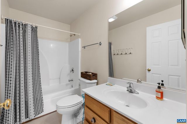 5442 HILL TOP ST, Crozet, VA 22932