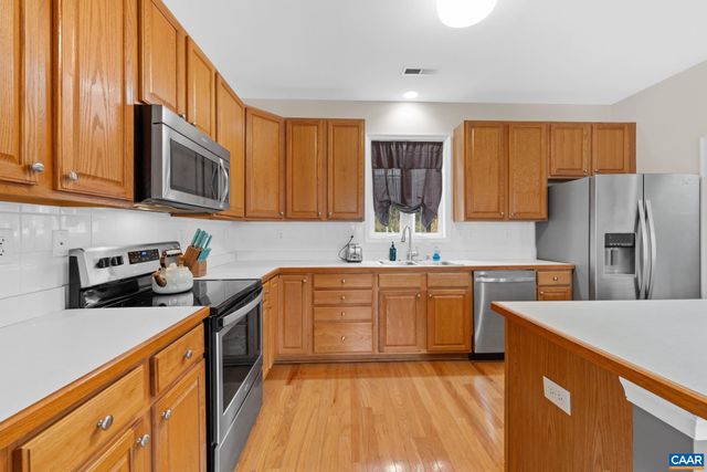 5442 HILL TOP ST, Crozet, VA 22932