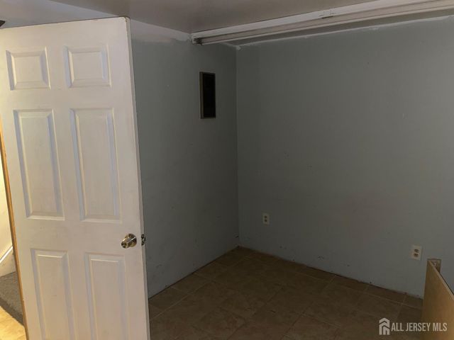 26 Courtland Street, New Brunswick, NJ 08901