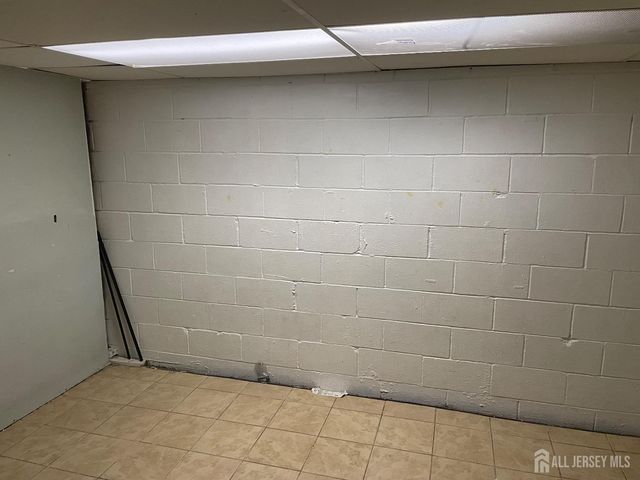 26 Courtland Street, New Brunswick, NJ 08901