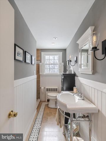 3104 W MT KIRK AVE, Norristown, PA 19403