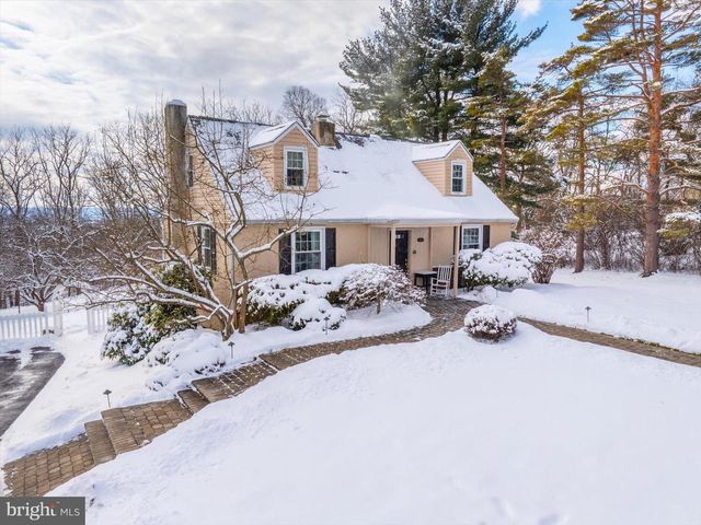 3104 W MT KIRK AVE, Norristown, PA 19403