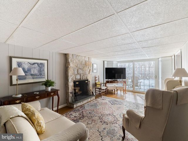 3104 W MT KIRK AVE, Norristown, PA 19403