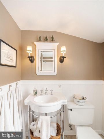 3104 W MT KIRK AVE, Norristown, PA 19403