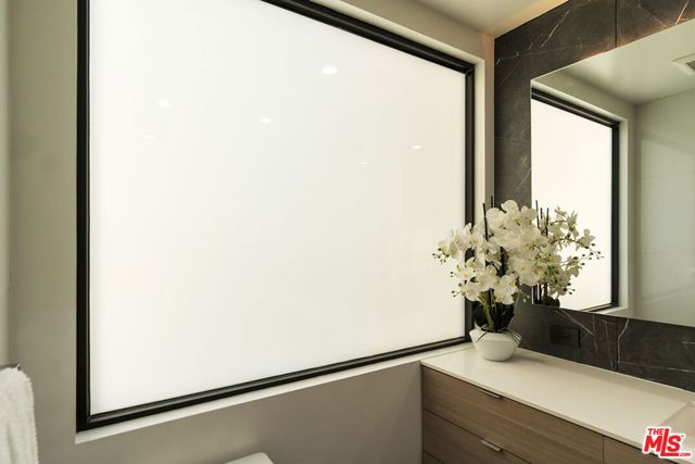 1640 N Gardner Street, Los Angeles, CA 90046