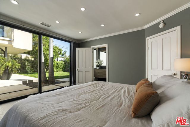 1640 N Gardner Street, Los Angeles, CA 90046