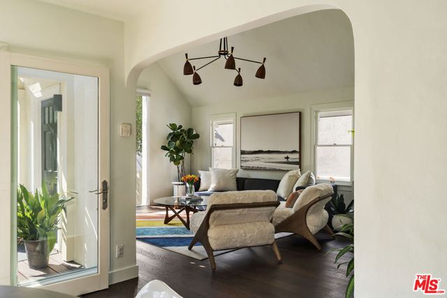 1640 N Gardner Street, Los Angeles, CA 90046