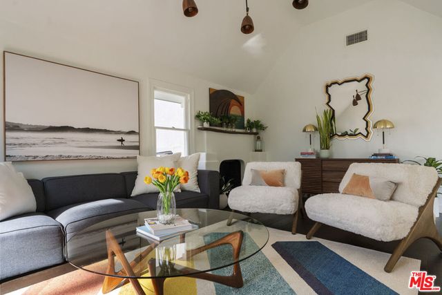 1640 N Gardner Street, Los Angeles, CA 90046