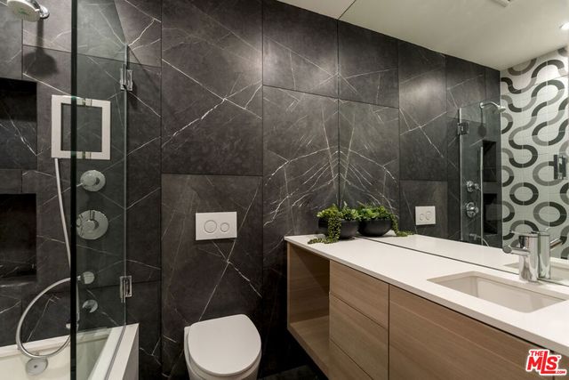 1640 N Gardner Street, Los Angeles, CA 90046